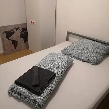 Séjour chez l'habitant Privatroom Small 5 Min From Railstation *