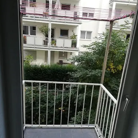 Privatroom Small 5 Min From Railstation Kwatera prywatna *